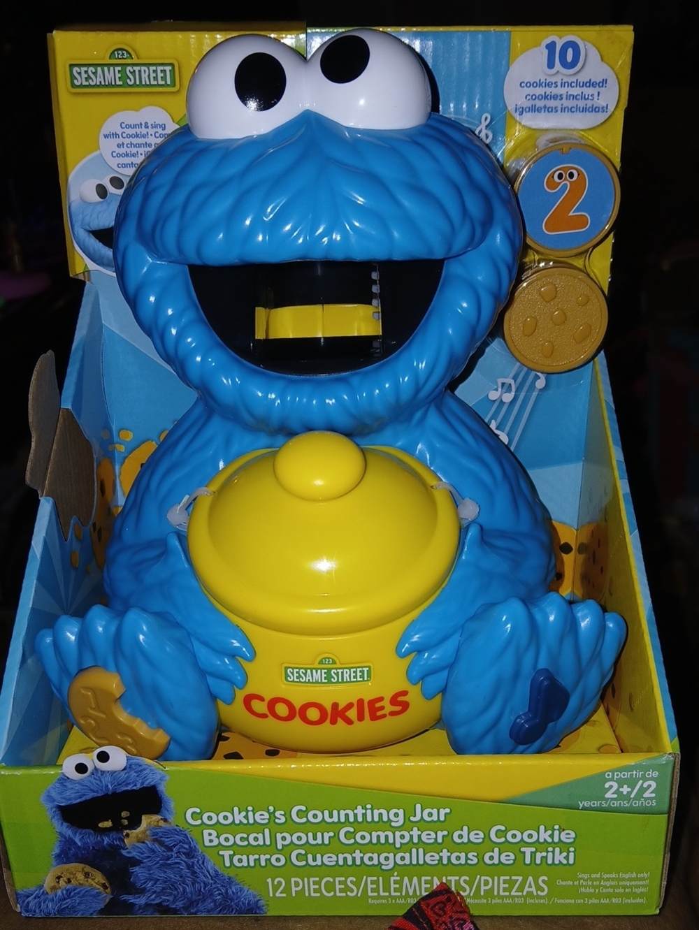 Sesame Street Cookie Monster Blue and Yellow Counting Jar with Cookies